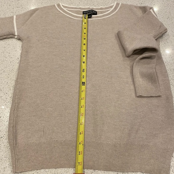 Banana Republic Cashmere/Wool-Blend Textured Sweater - Picture 6 of 6